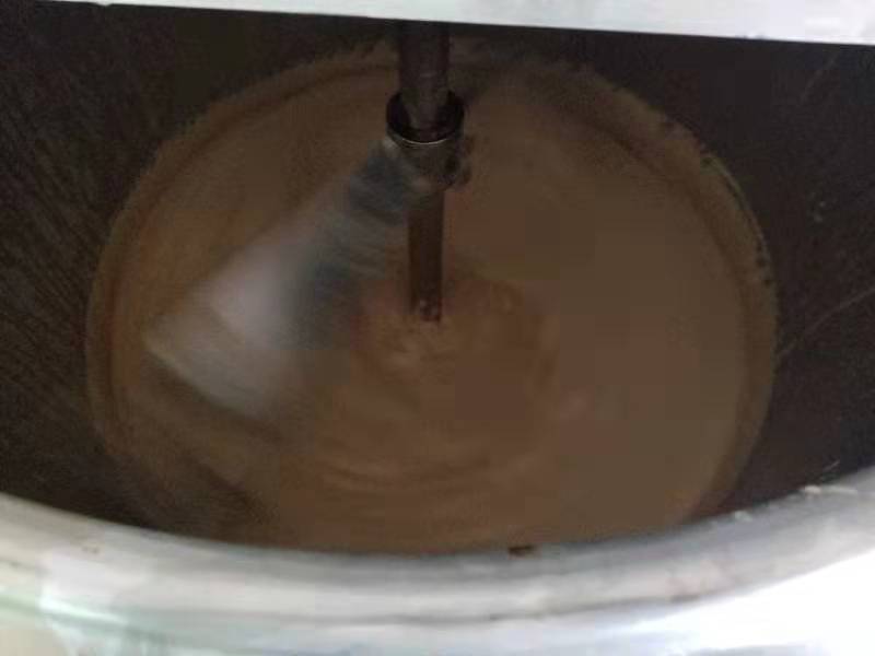 攪拌罐發(fā)酵攪拌過程中泡沫.jpg 攪拌罐發(fā)酵攪拌過程中泡沫.jpg